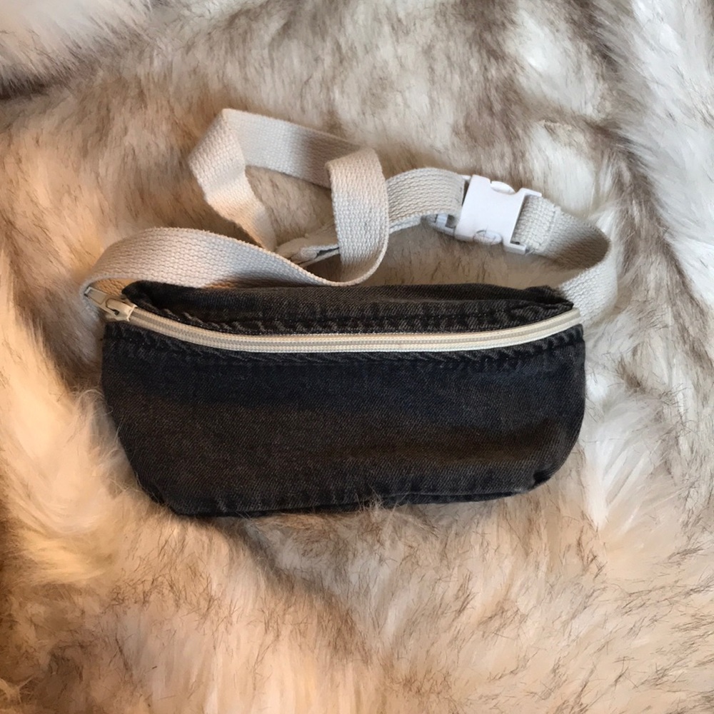 Black jean Fanny pack